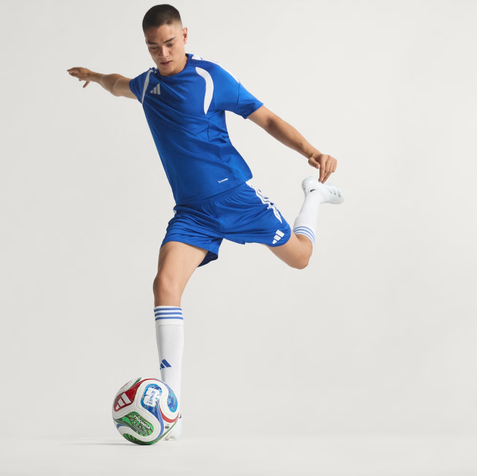 WORLD CUP BALL 2026
